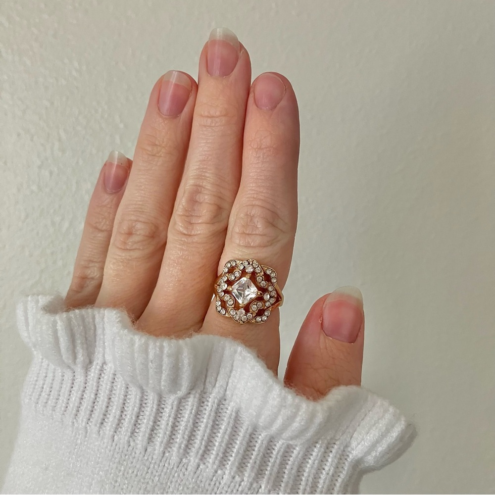 Rosegold Filigree Sparkly Rhinestone Ring “Kiera” Shield Statement Glam Classic